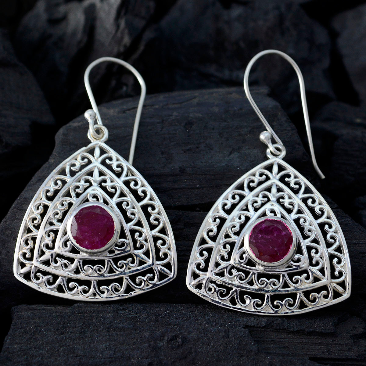 Indian-Ruby-Japanese-Isla-Solitaire-Dangle-Red-Sterling-Silver-Earring