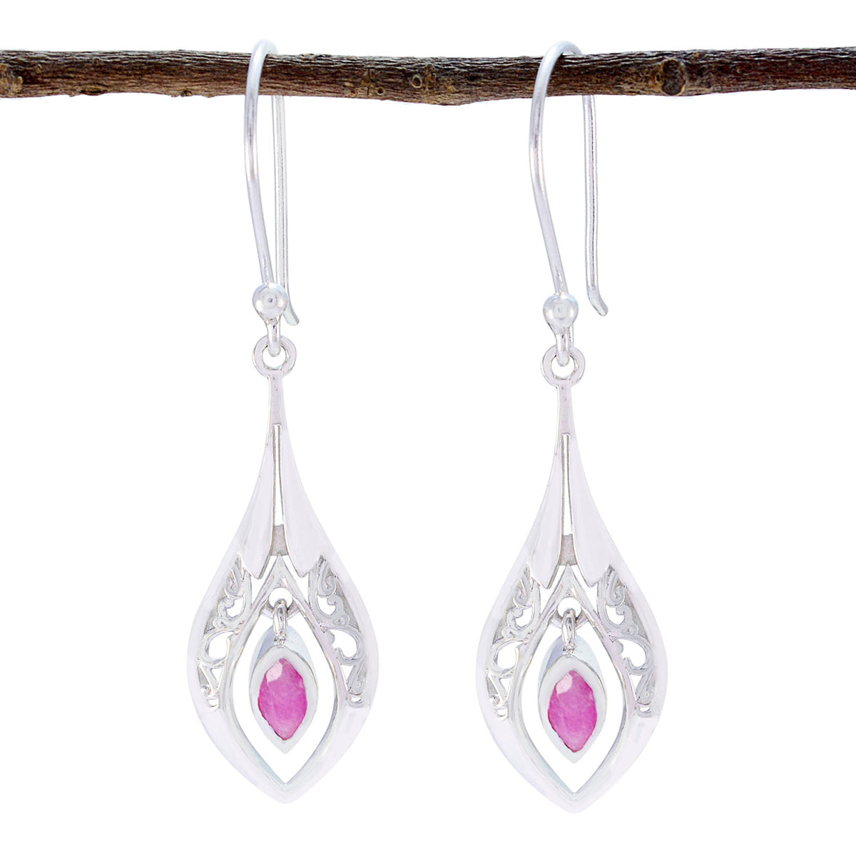 Indian-Ruby-Turkish-Ivy-Solitaire-Dangle-Red-Sterling-Silver-Earring Huvudsaklig produktbild