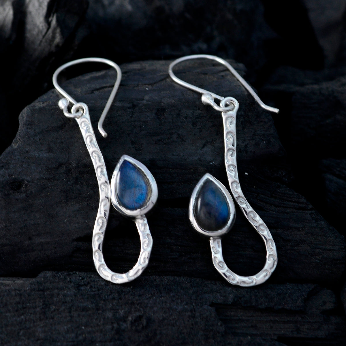 Labradorit Spansk Hye-jin Solitaire Dingel Grått Örhänge i 925 Sterlingsilver Sekundär produktbild