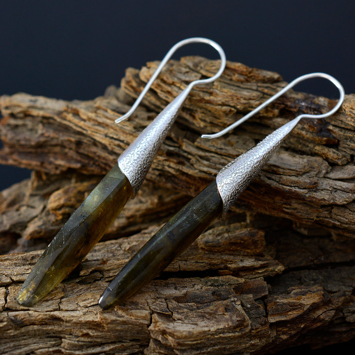 Labradorite-French-Hua-Solitaire-Dangle-Gray-Sterling-Silver-Earring