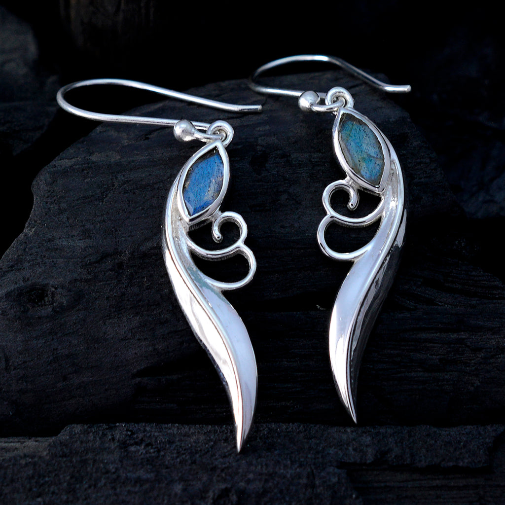 Labradorite-Latin-American-Ying-Solitaire-Dangle-Gray-92.5-Silver-Earring