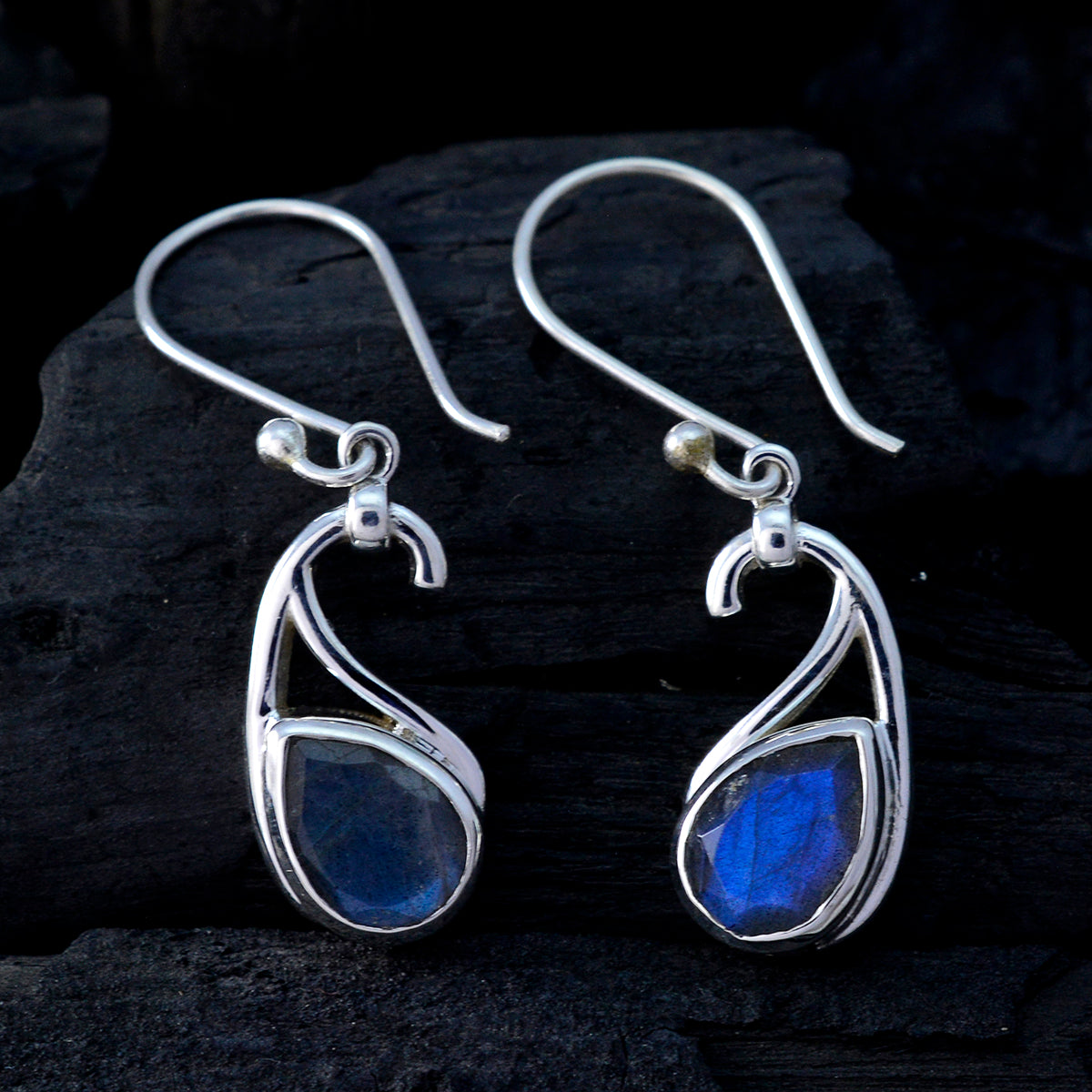 Labradorite-American-Lourdes-Solitaire-Dangle-Gray-Silver-Earring