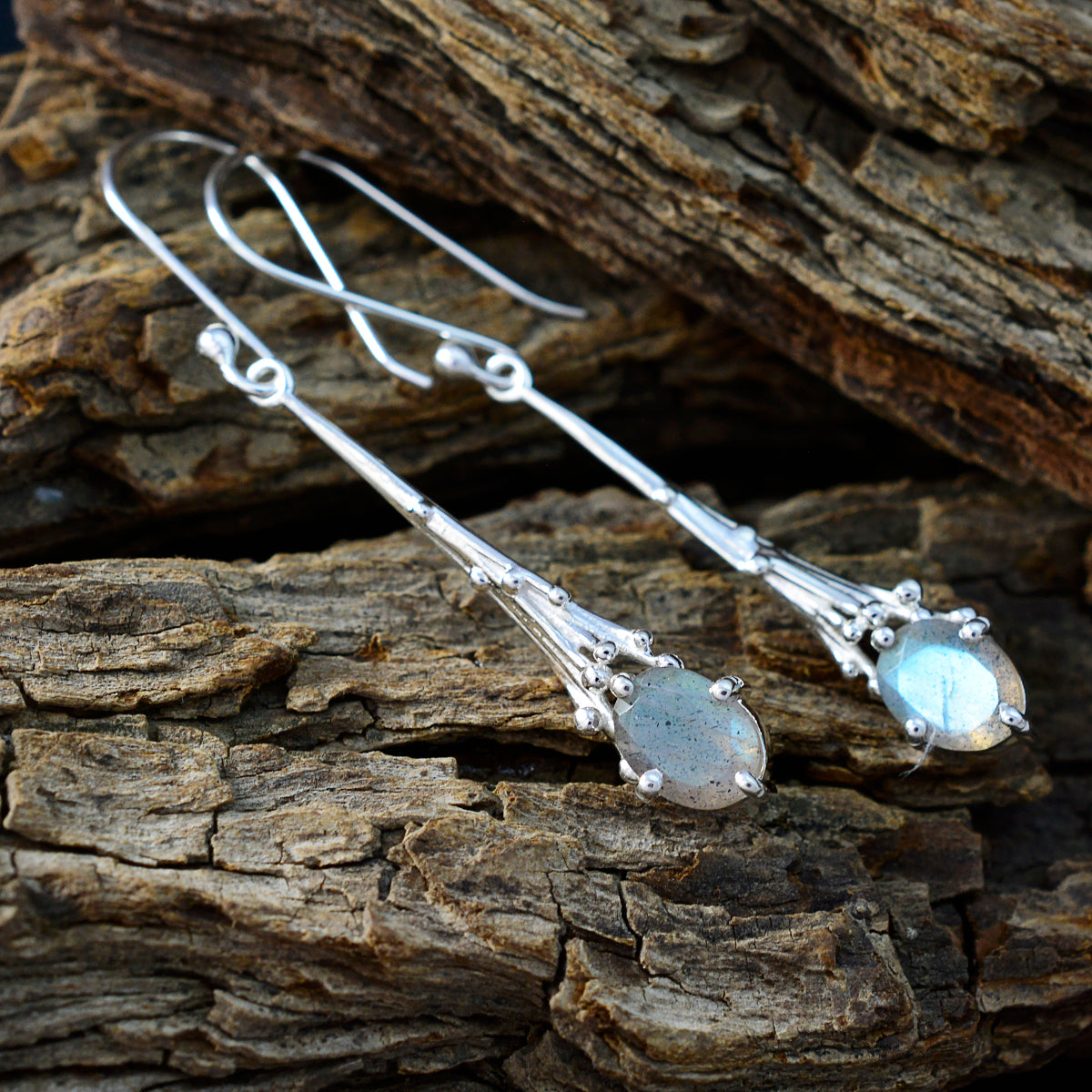 Labradorite-Egyptian-Emilia-Solitaire-Dangle-Gray-925-Sterling-Silver-Earring