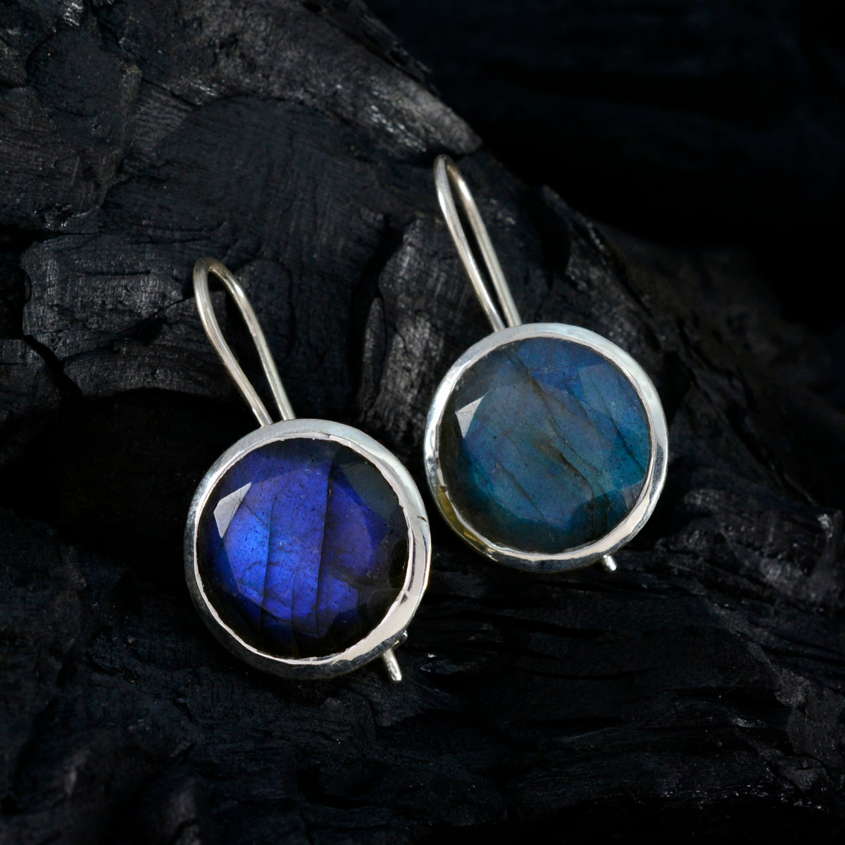 Labradorite-Middle-Eastern-Genesis-Solitaire-Dangle-Gray-Sterling-Silver-Earring