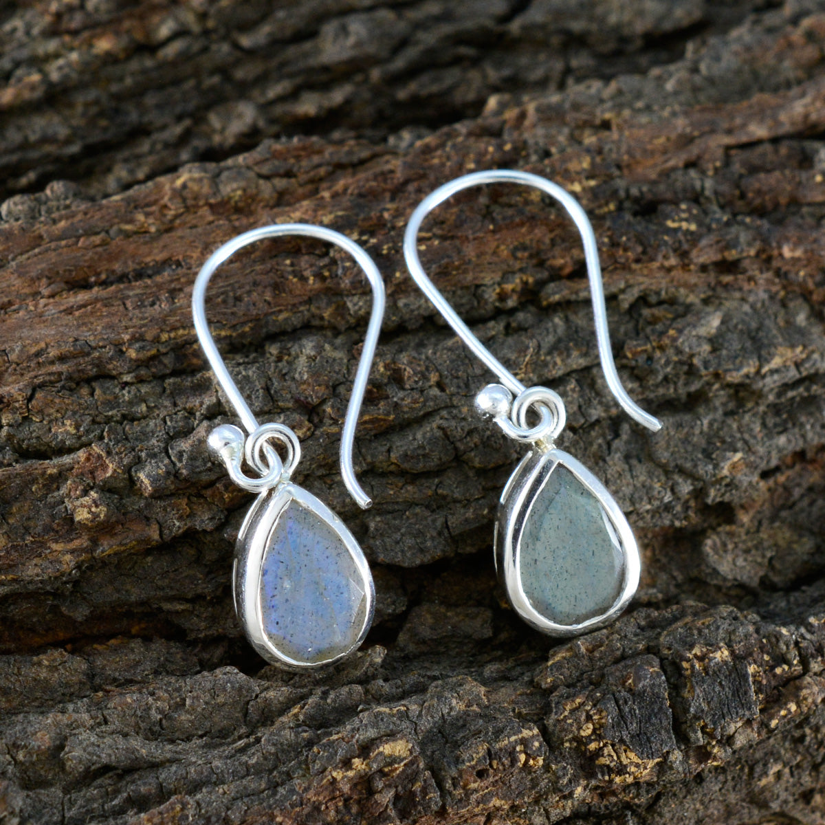 Labradorite-Latin-American-Eun-ji-Solitaire-Dangle-Gray-925-Silver-Earring