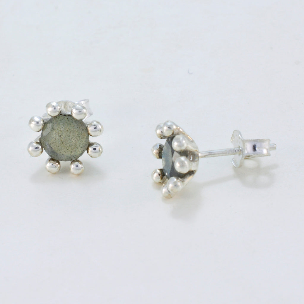 Labradorite-Japanese-Antonia-Solitaire-Stud-Gray-925-Silver-Earring