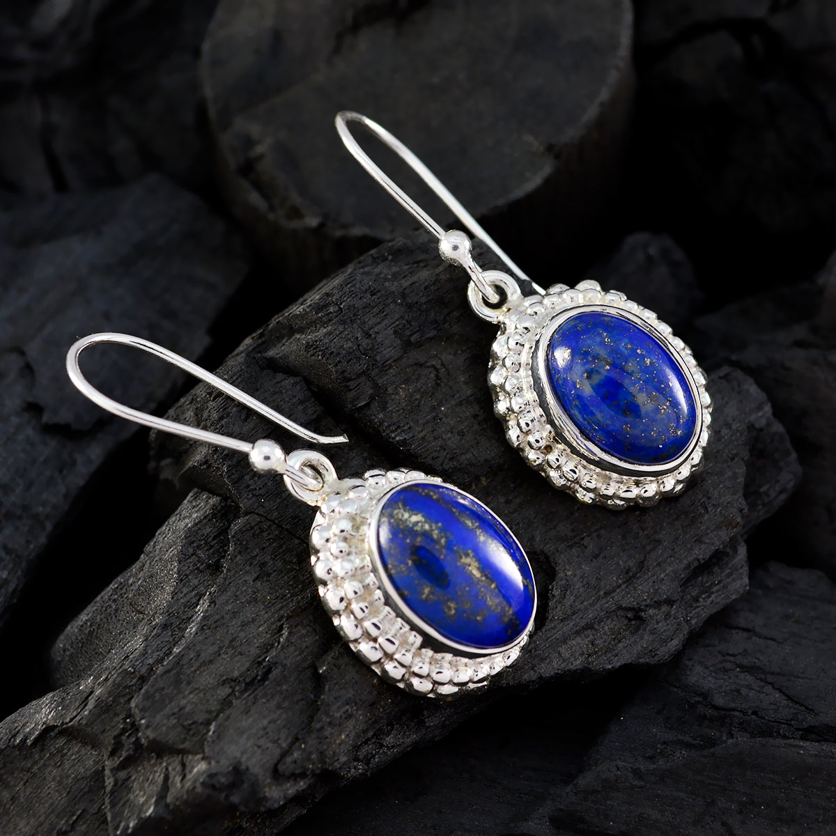 Boucles d'oreilles pendantes multiples Laura japonaises en argent 925 bleu et lapis-lazuli Image secondaire du produit