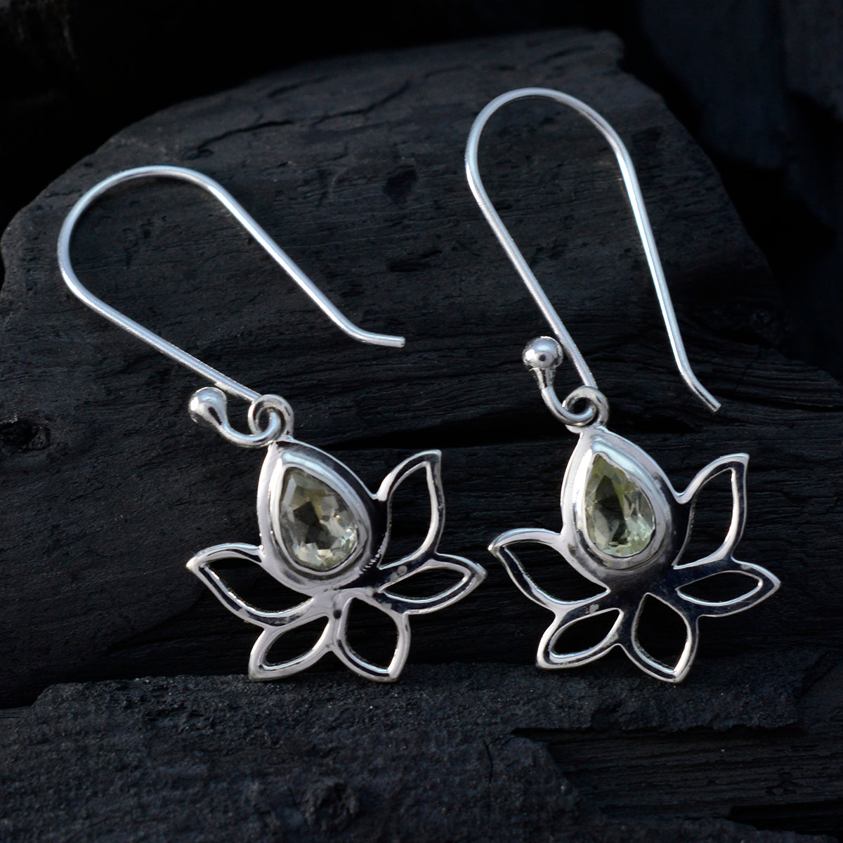 Pendiente colgante solitario Ella de cuarzo limón australiano en plata de ley amarilla Imagen secundaria del producto