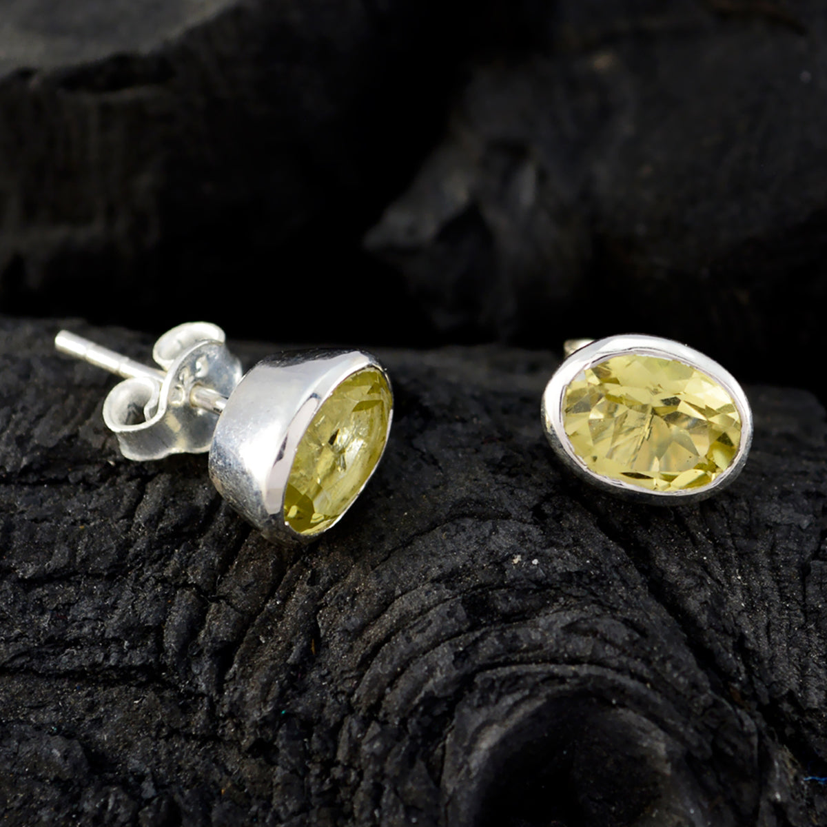 Lemon-Quartz-Latin-American-Inès-Solitaire-Stud-Yellow-Sterling-Silver-Earring