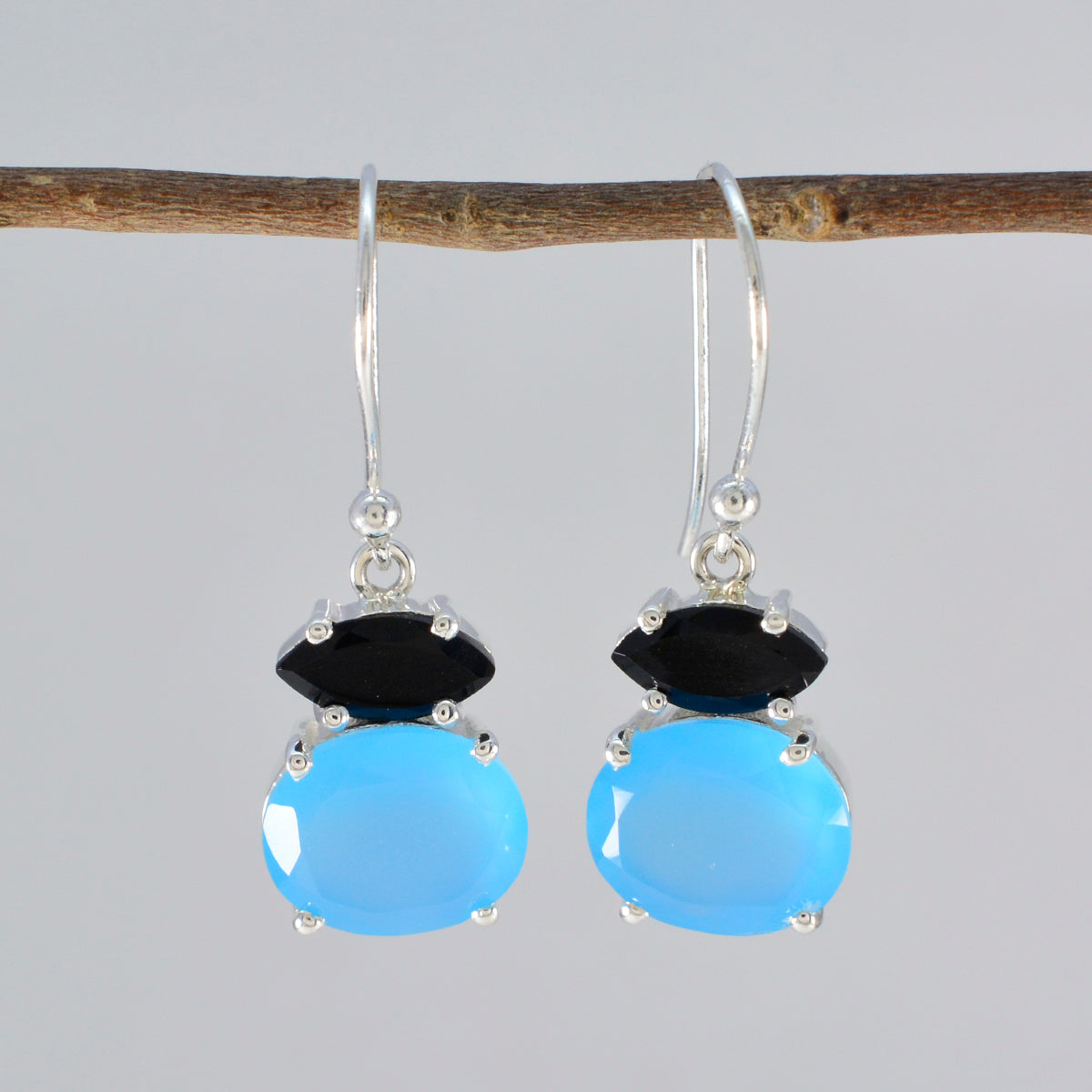 Boucles d'oreilles pendantes multicolores en argent 92,5 avec Hina espagnole Image secondaire du produit