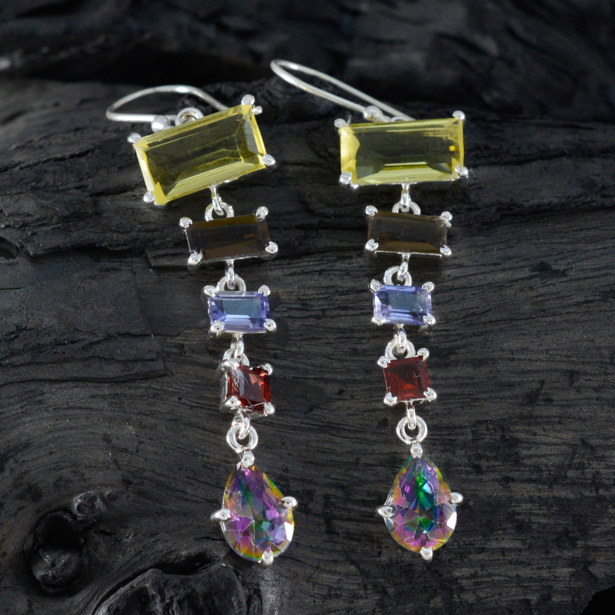 Boucles d'oreilles pendantes Zoey Penta multicolores en argent 92,5 Image secondaire du produit