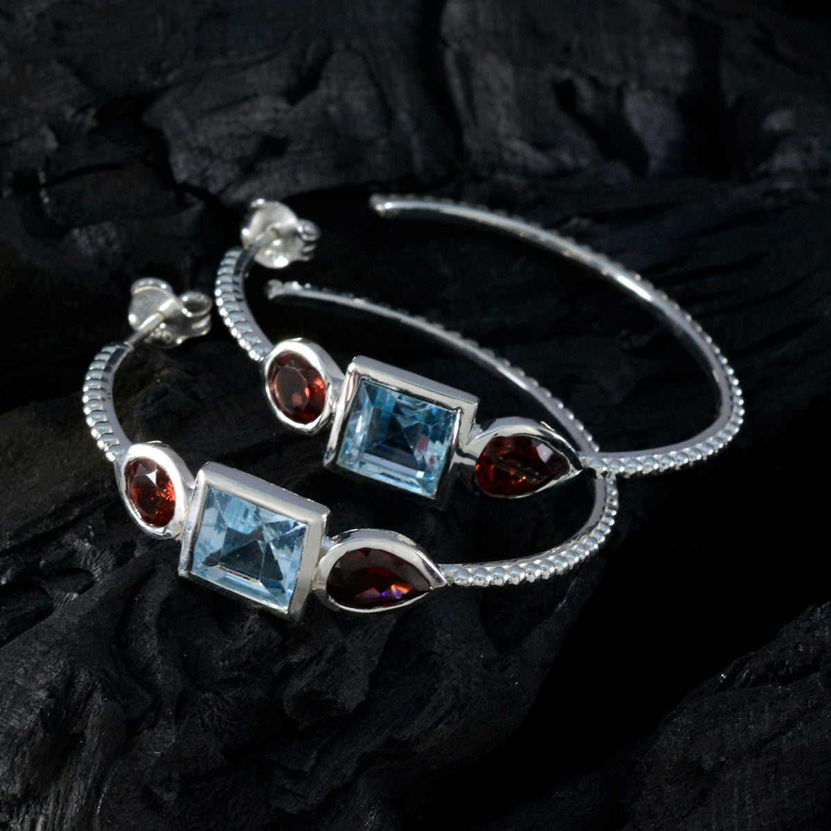 Multifärgad egyptisk Zoey Trilogy örhänge i 925 sterlingsilver Sekundär produktbild