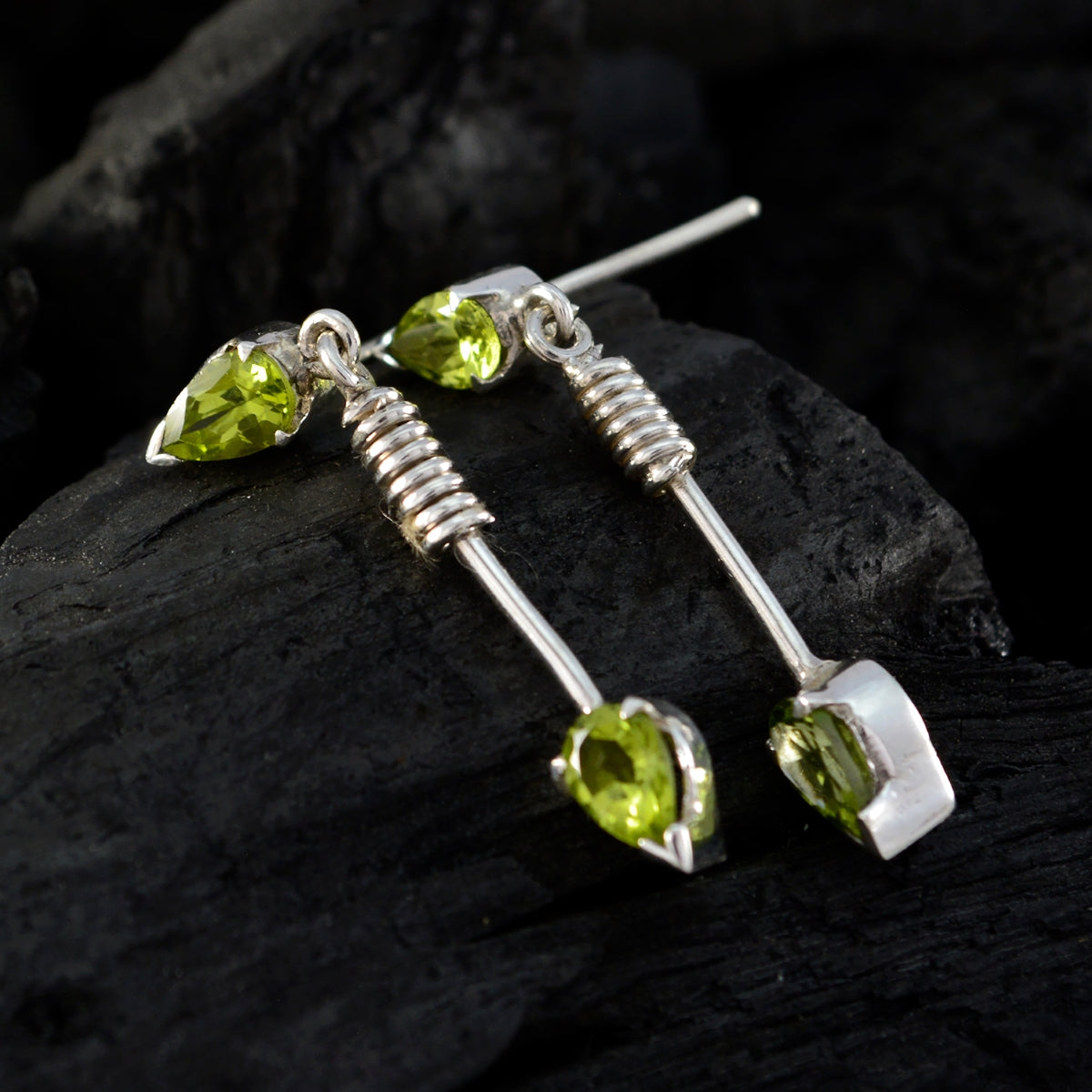 Peridot-Egyptian-Sara-multiple-Stud-Green-925-Silver-Earring
