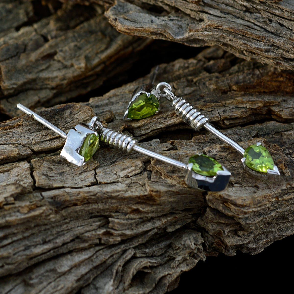Peridot-Egyptian-Sara-multiple-Stud-Green-925-Silver-Earring