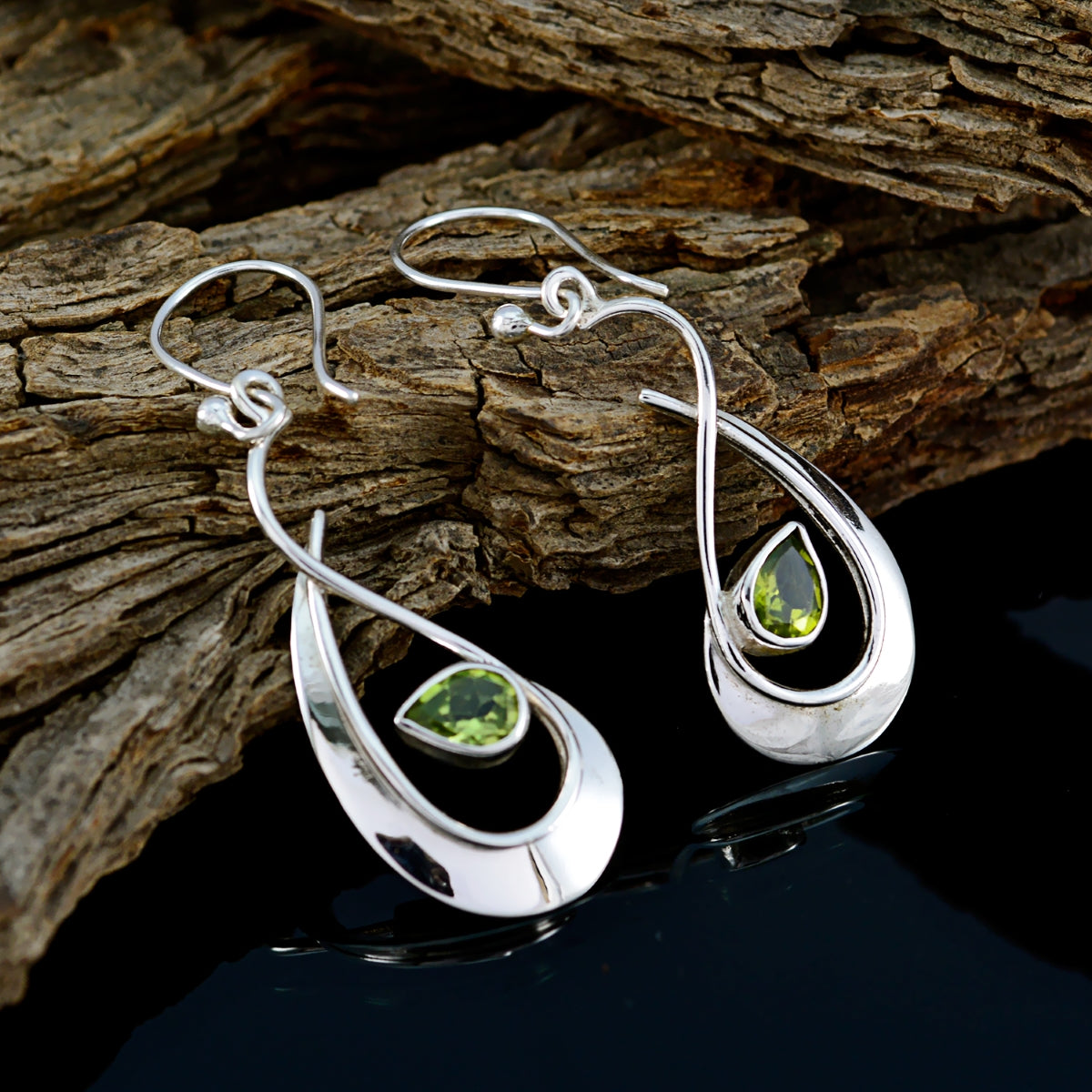 Peridot-Australian-Agnes-Solitaire-Dangle-Green-925-Silver-Earring