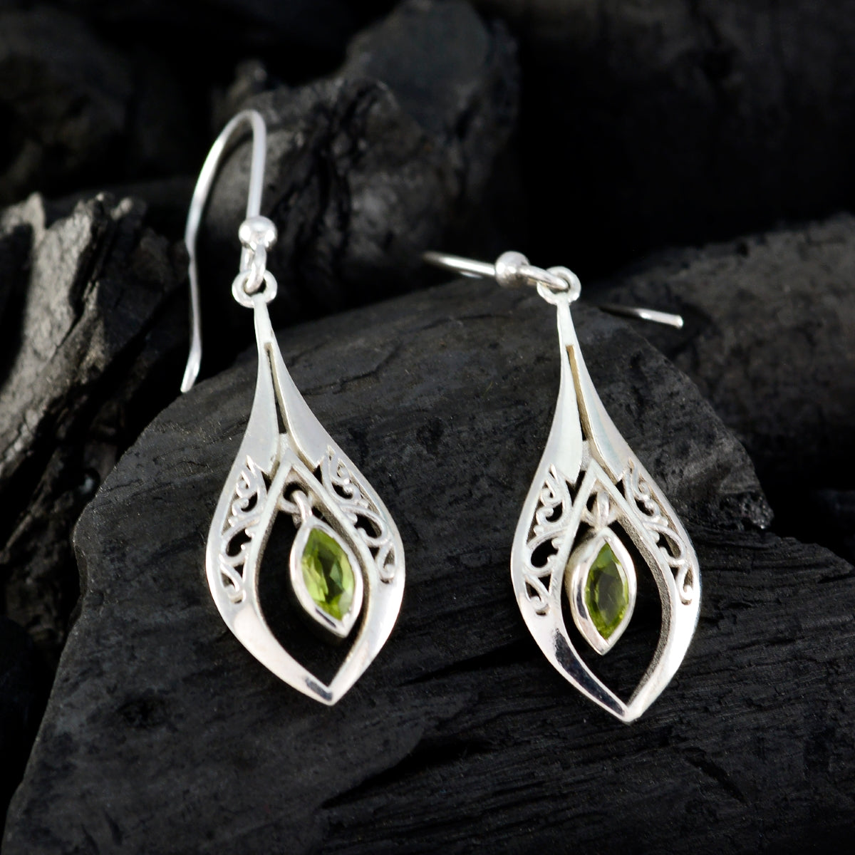 Peridot-Italian-Camila-Solitaire-Dangle-Green-92.5-Silver-Earring