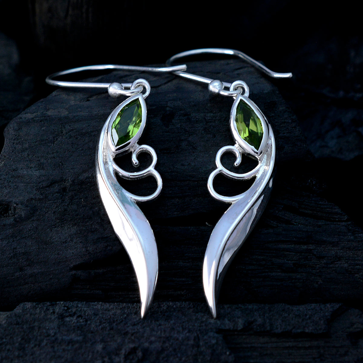 Peridot-German-Elena-Solitaire-Dangle-Green-Silver-Earring