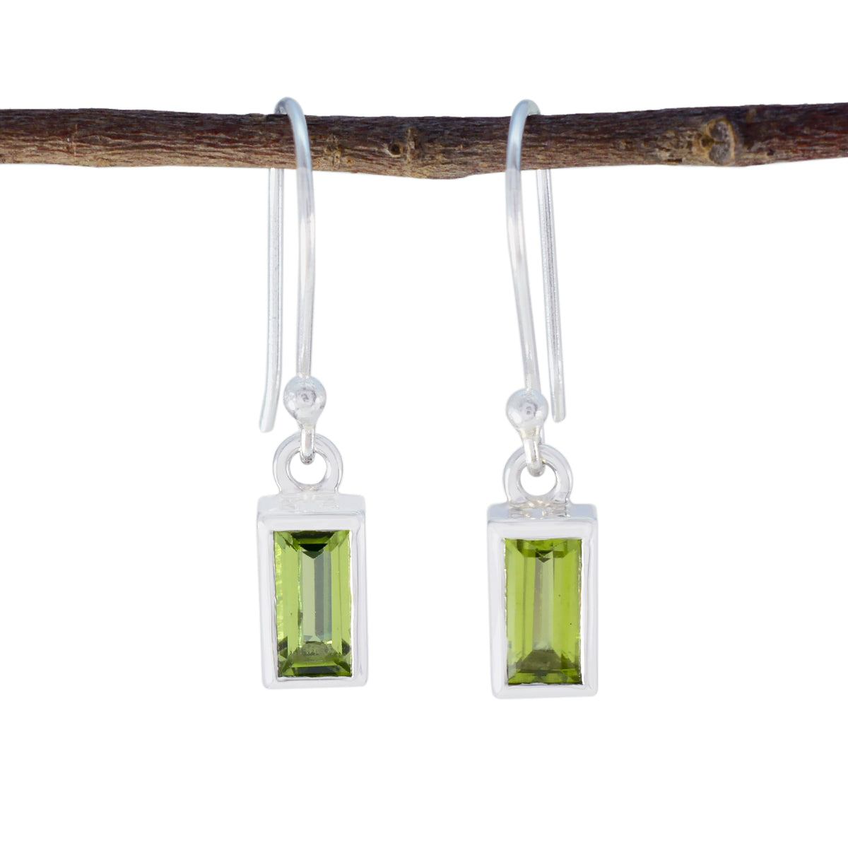 Peridot-Turkish-Marie-Solitaire-Dangle-Green-Silver-Earring Main image