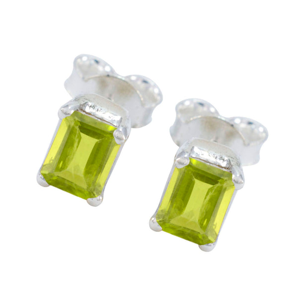 Peridot-Australian-Grace-Solitaire-Stud-Green-Silver-Earring