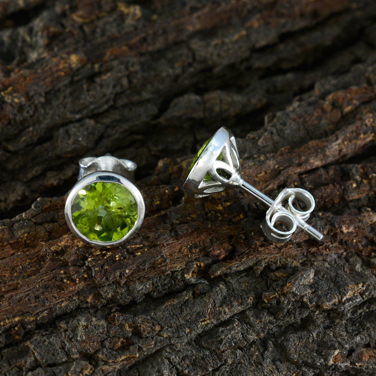 Peridot-Spanish-Zoe-Solitaire-Stud-Green-925-Sterling-Silver-Earring