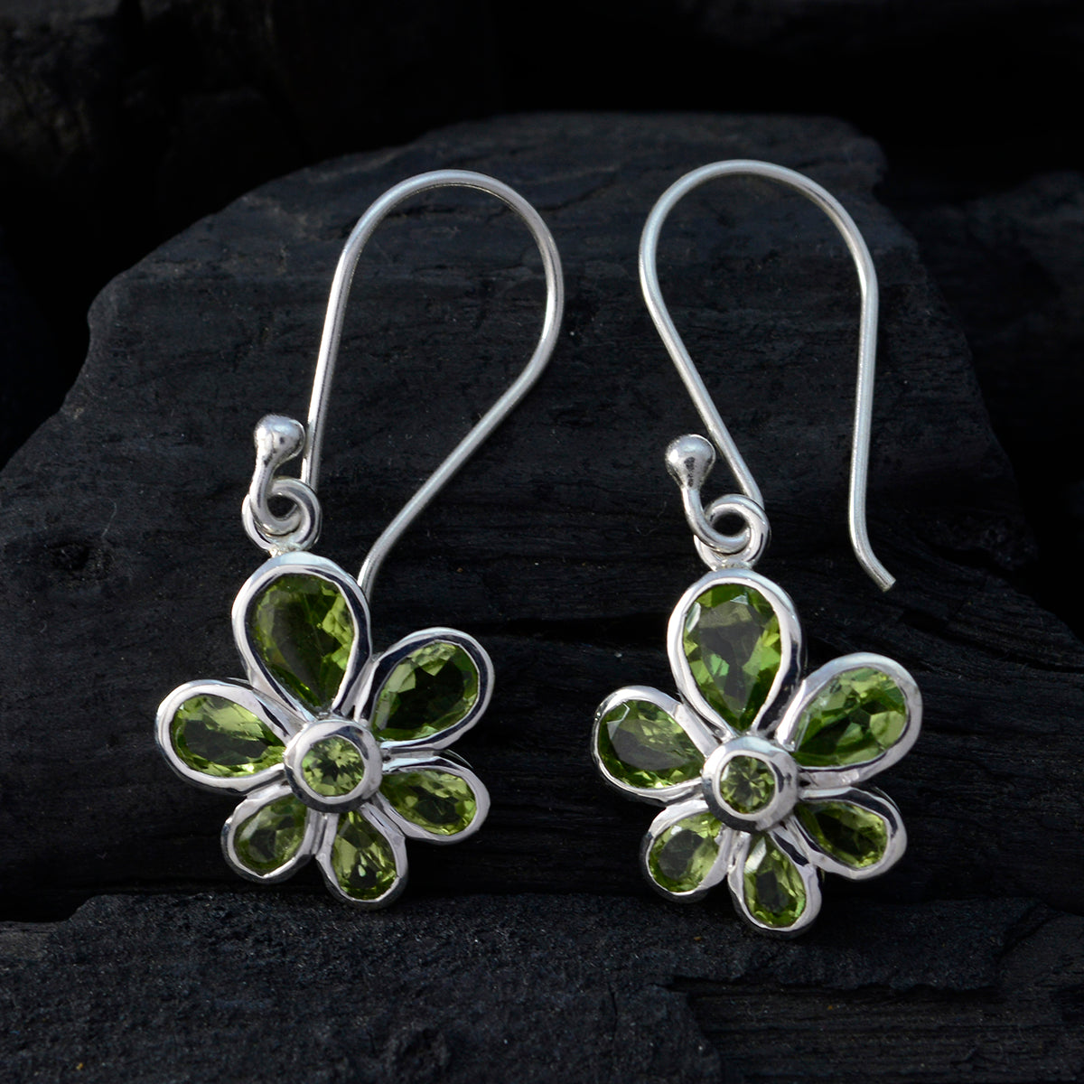Orecchini pendenti multipli in argento sterling 925 verde con peridoto francese Nora Immagine secondaria del prodotto
