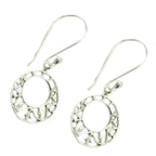 Plain-Egyptian-Katharina-plain-Dangle-Gray-Silver-Earring