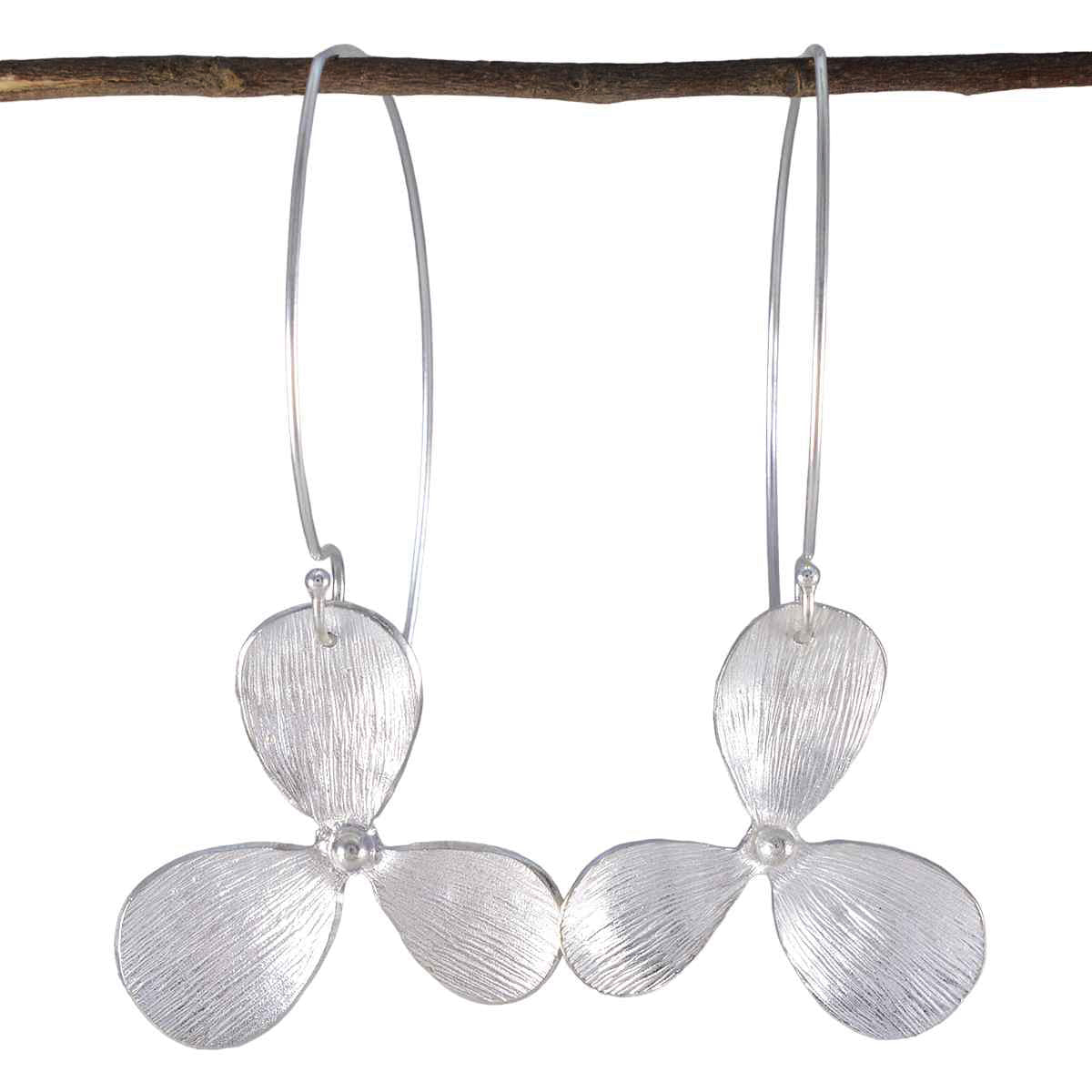 Plain-Italian-Isadora-plain-Dangle-Gray-Sterling-Silver-Earring Imagen principal del producto
