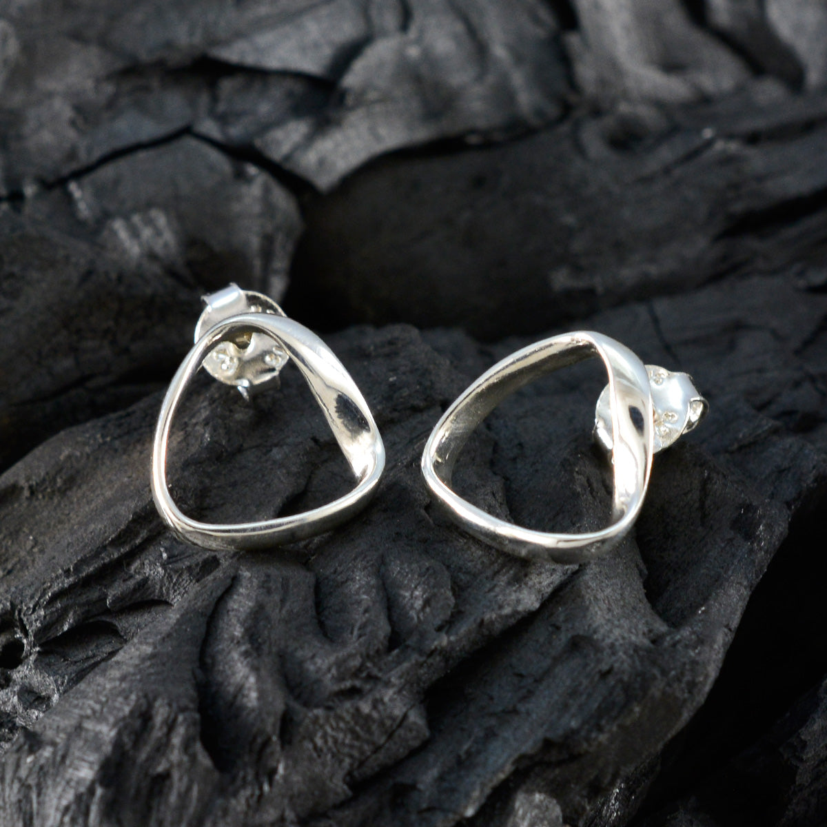 Plain-Moroccan-María-plain-Stud-Gray-925-Silver-Earring