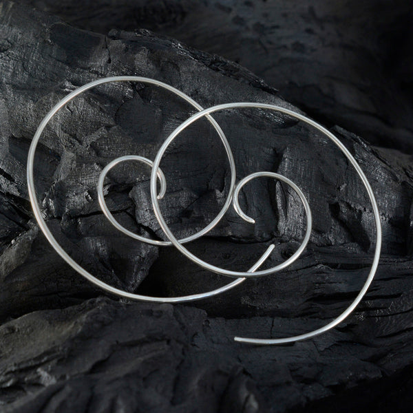 Plain-Egyptian-Mariana-plain-Dangle-Gray-92.5-Silver-Earring