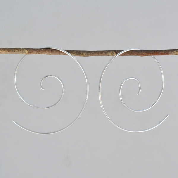 Plain-Egyptian-Mariana-plain-Dangle-Gray-92.5-Silver-Earring