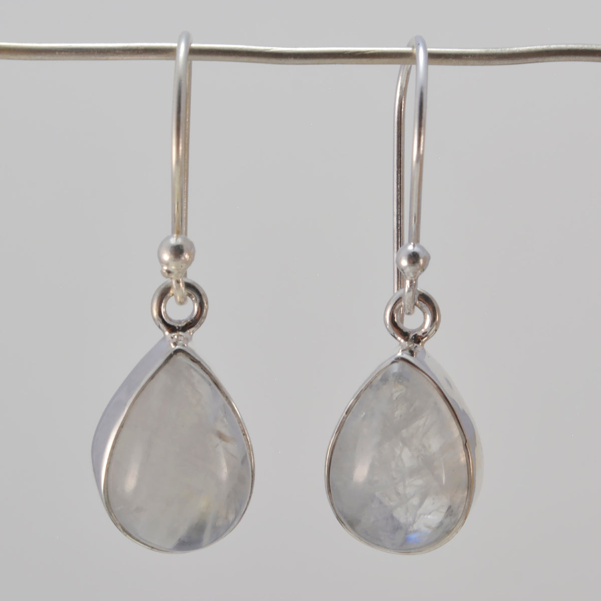 Rainbow-Moonstone-Italian-Li-Lee-multiple-Dangle-White-Silver-Earring