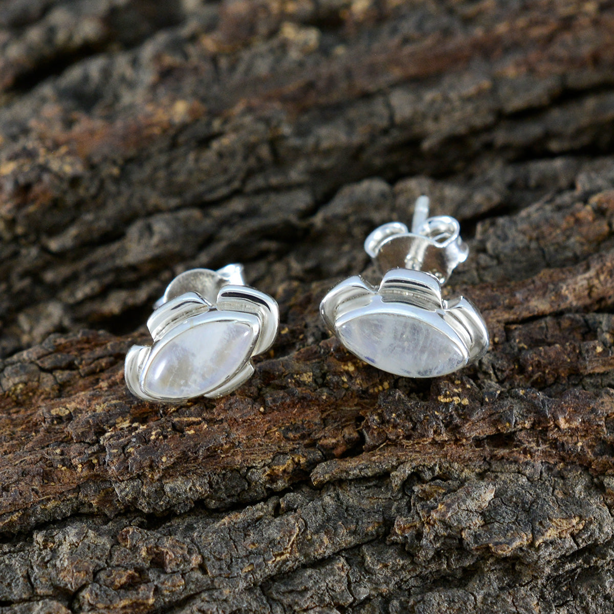 Rainbow-Moonstone-African-Luisa-Solitaire-Stud-White-Silver-Earring