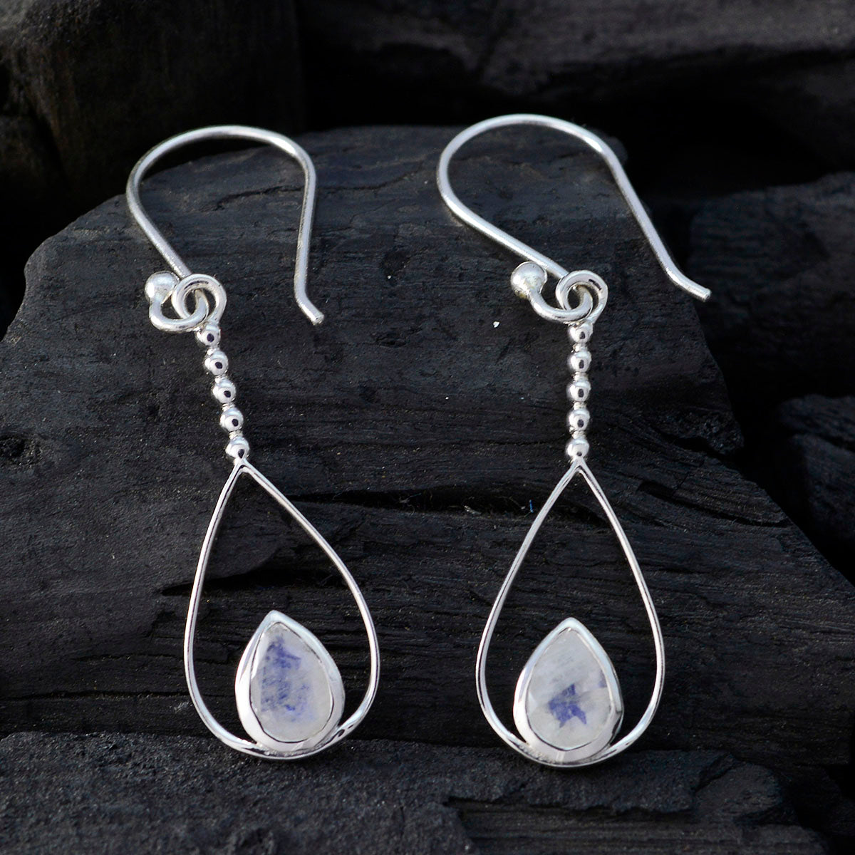 Rainbow-Moonstone-Moroccan-Victoria-Solitaire-Dangle-White-925-Silver-Earring