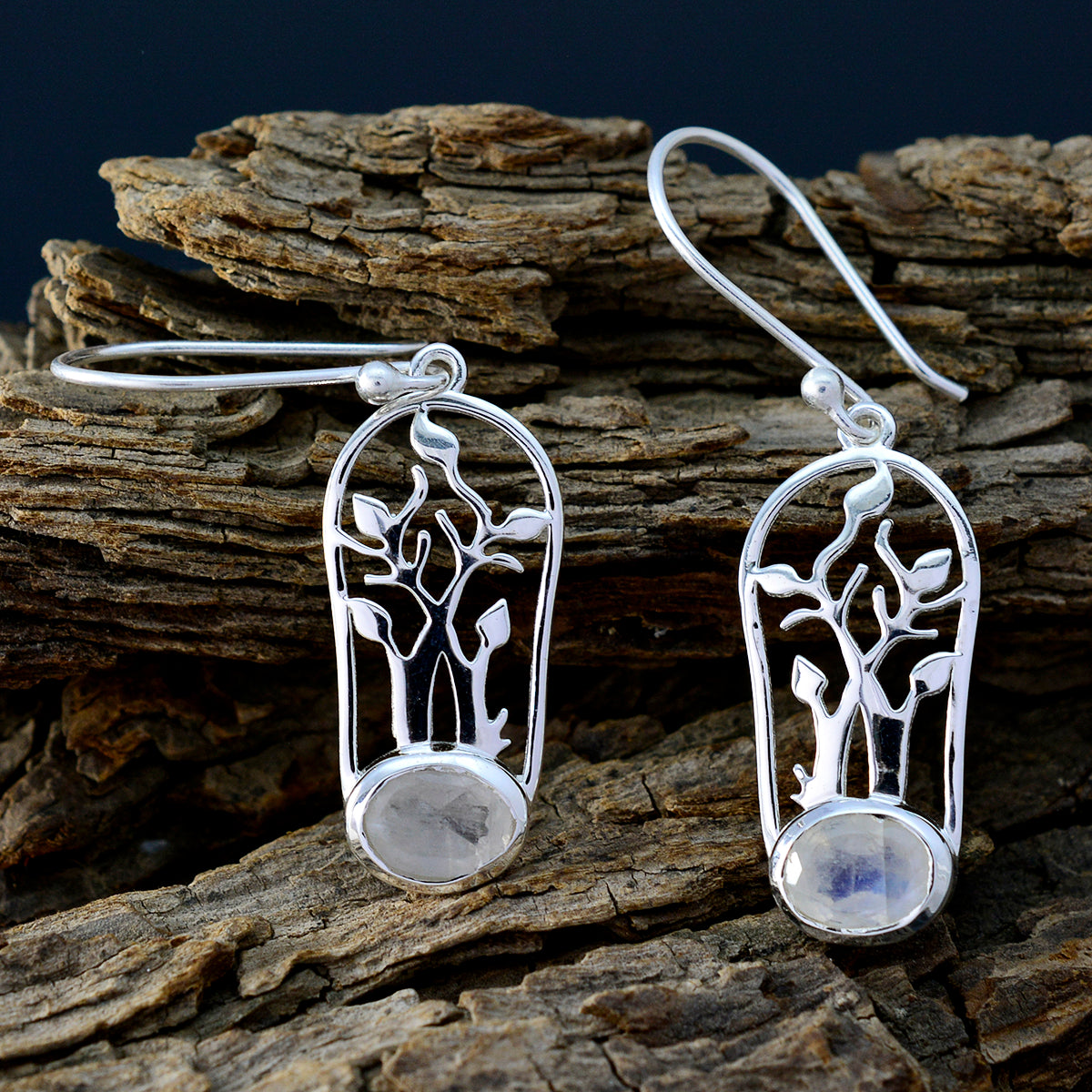 Rainbow-Moonstone-Middle-Eastern-Skylar-Solitaire-Dangle-White-Silver-Earring
