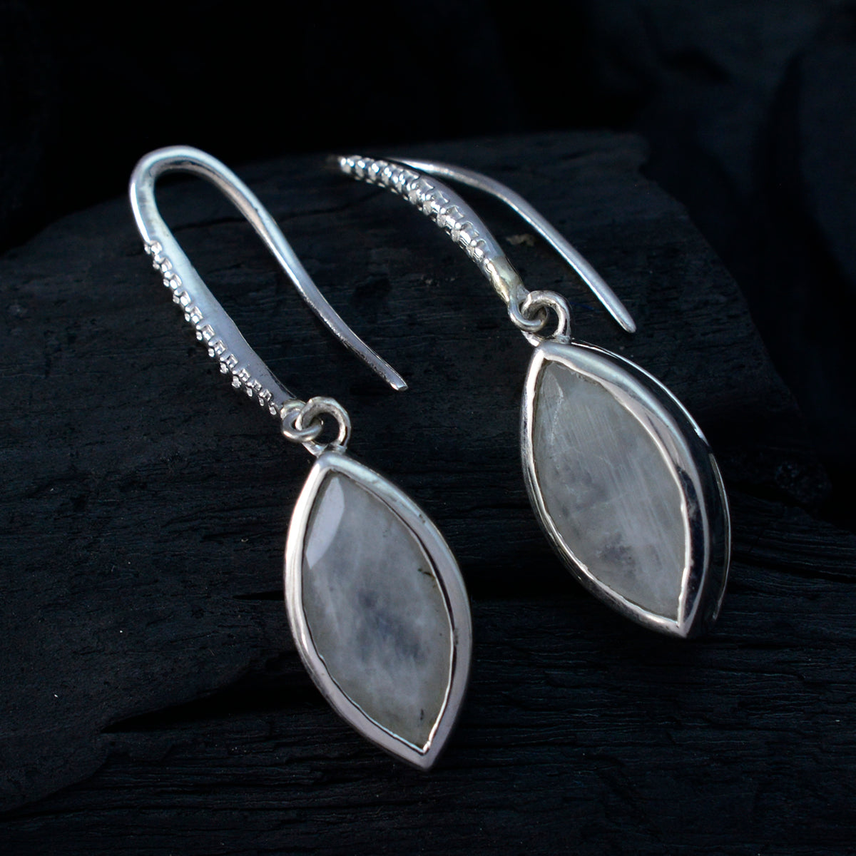Rainbow-Moonstone-Japanese-Agnes-Solitaire-Dangle-White-Sterling-Silver-Earring