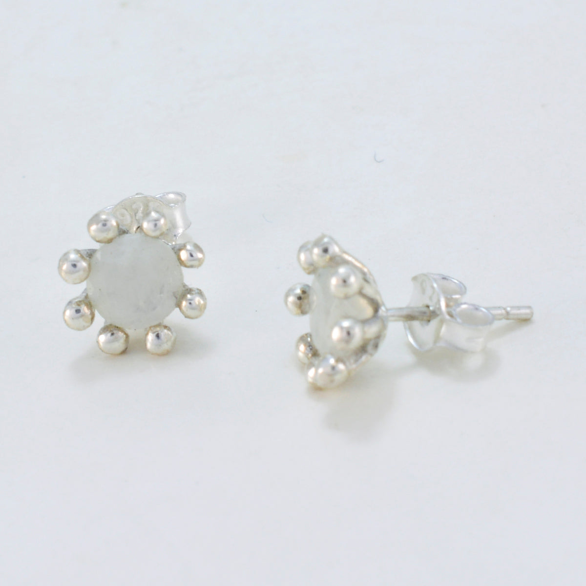 Rainbow-Moonstone-Italian-Isabella-Solitaire-Stud-White-925-Sterling-Silver-Earring