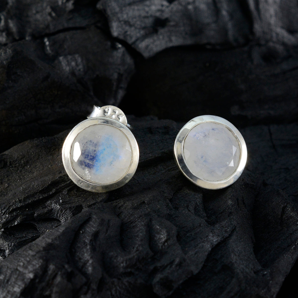 Rainbow-Moonstone-Australian-Yuna-Solitaire-Stud-White-Sterling-Silver-Earring