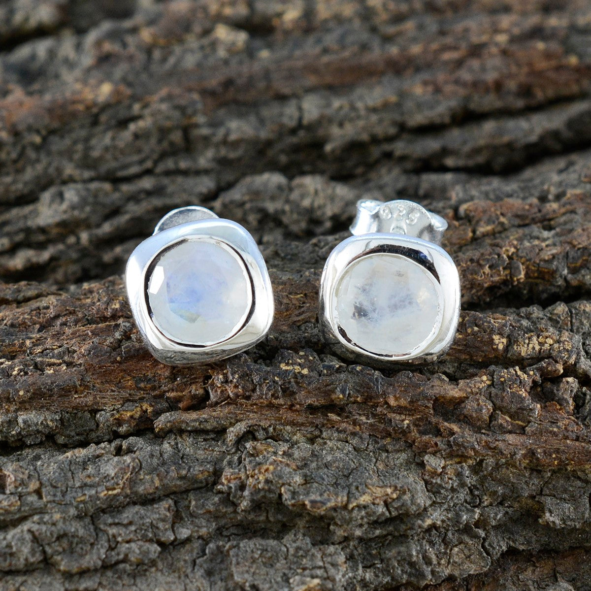 Rainbow-Moonstone-American-María-Solitaire-Stud-White-Sterling-Silver-Earring