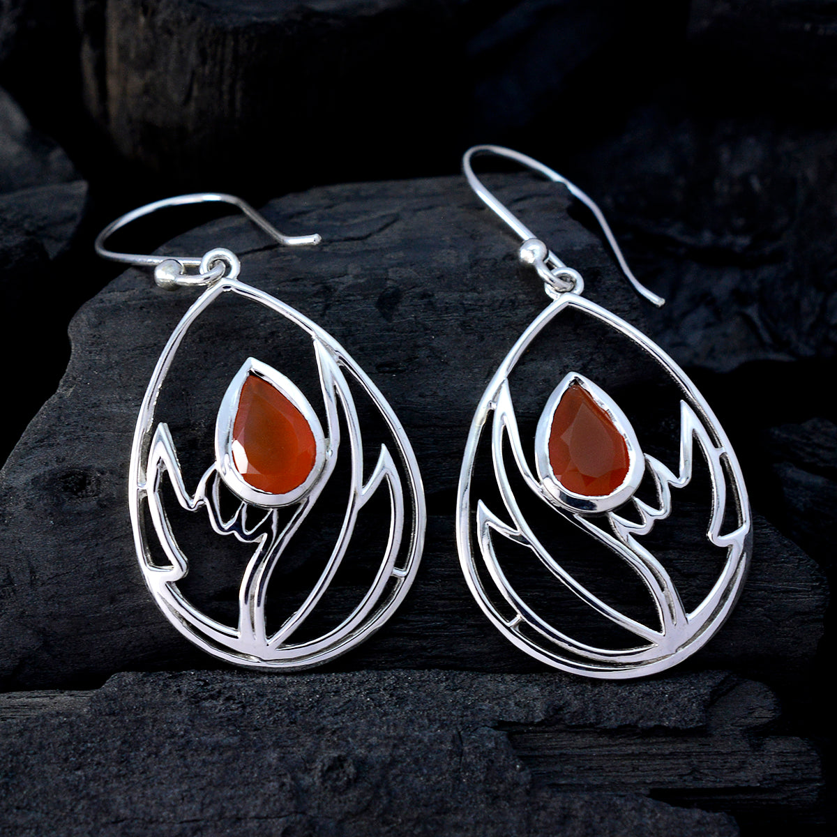Red-Onyx-Moroccan-Evelyn-Solitaire-Dangle-Red-925-Silver-Earring