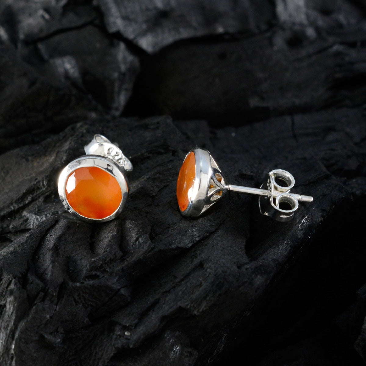 Roter Onyx-Französischer Aiko-Solitär-Ohrstecker-Roter Sterling-Silber-Ohrring