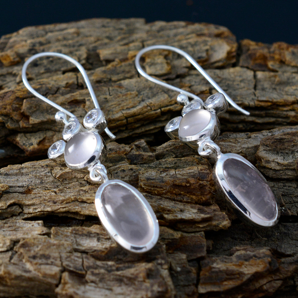 Rose-Quartz-Egyptian-Hye-jin-Toi-et-Moi-Dangle-Pink-Silver-Earring