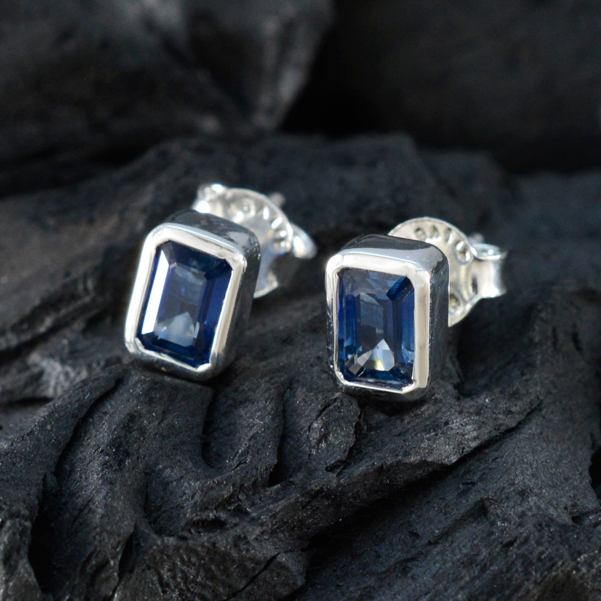 Blue-Sapphire-Australian-Natalia-Solitaire-Stud-Blue-Silver-Earring
