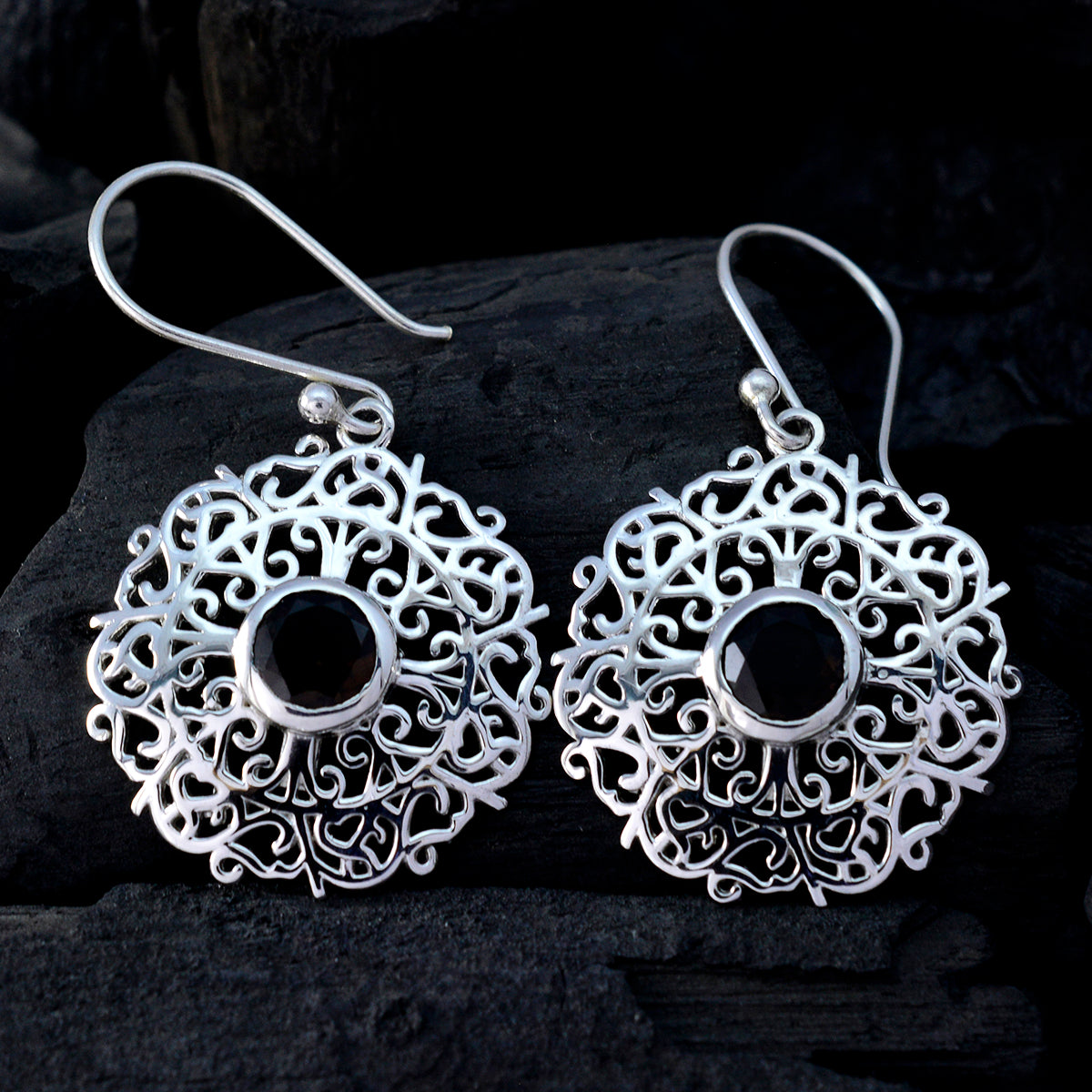 Rookkwarts Duitse Nella Solitaire Dangle Bruin Zilveren Oorbel Secundaire afbeelding