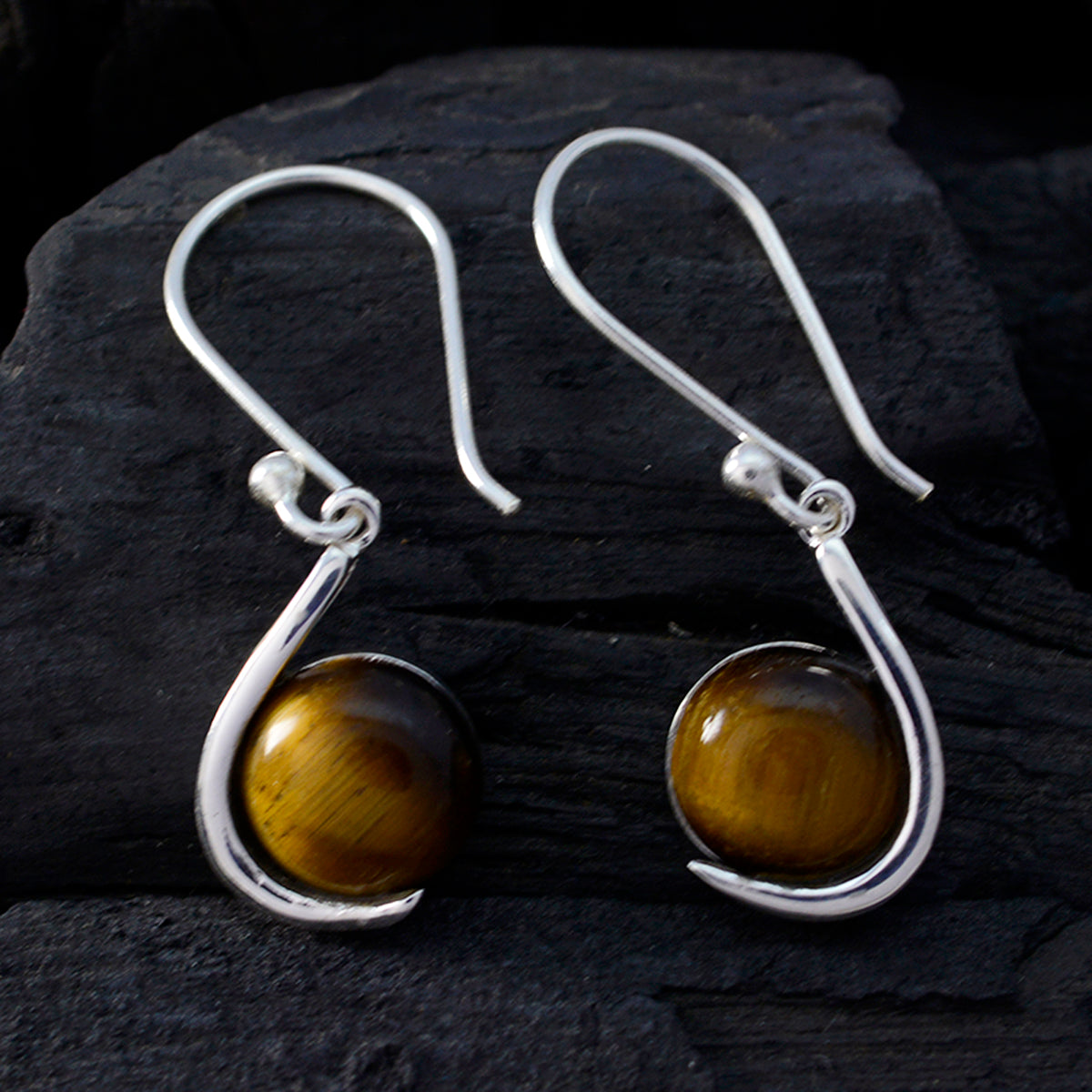 Boucles d'oreilles pendantes en argent sterling 925 marron avec solitaire œil de tigre marocain Aisha Image secondaire du produit