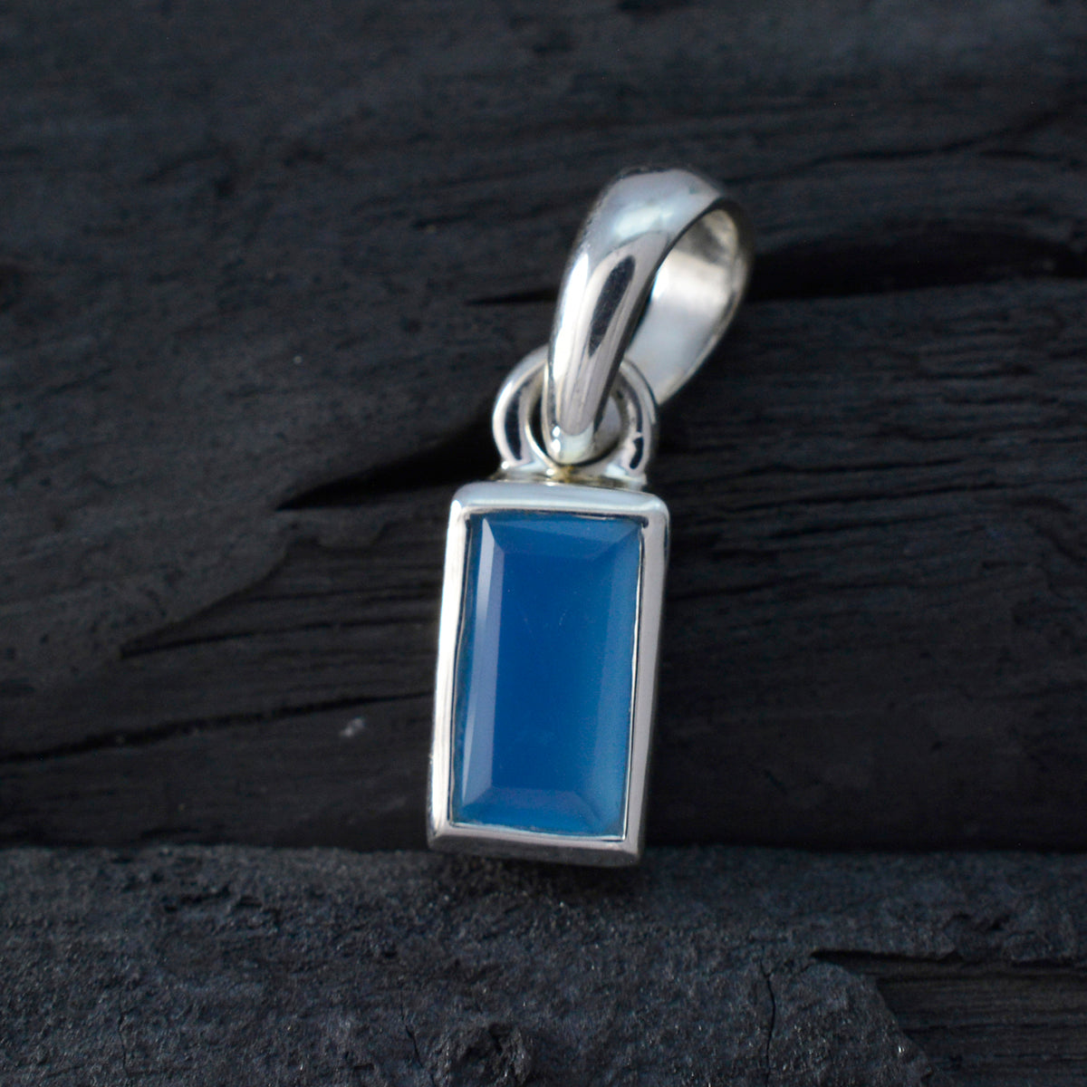 Aqua Chalcedony Delicate German 925 Silver Solitaire Sarah Sophisticated Blue Pendant Jewelry