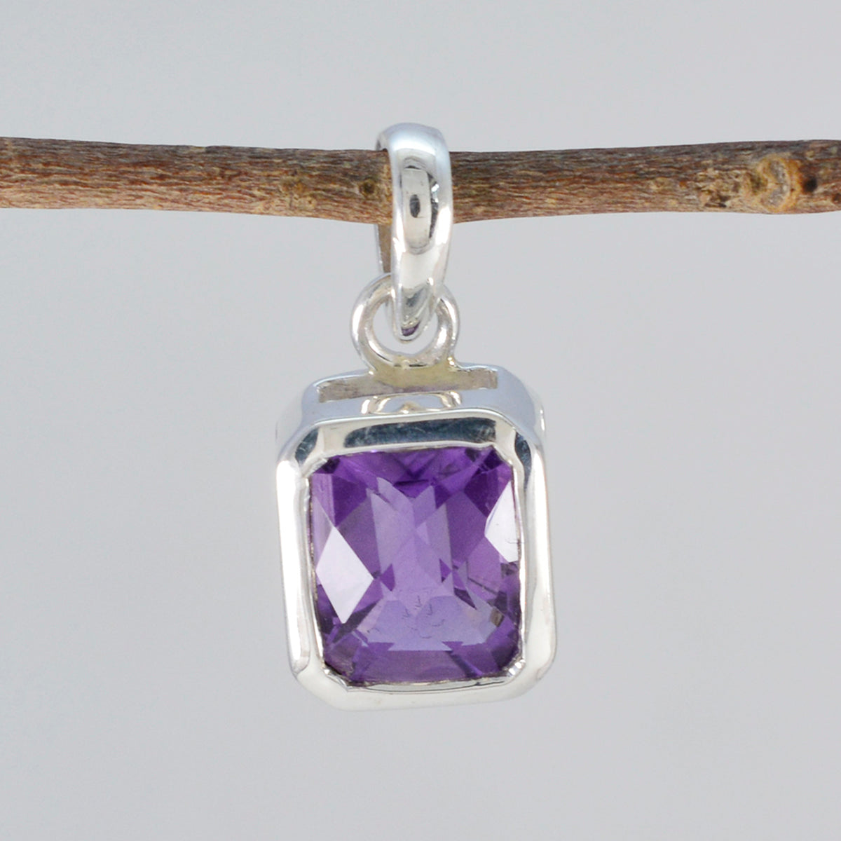 Amethyst Zierlicher italienischer 925 Silber Solitär Joaquina Modern Lila Anhänger Schmuck Zweitbild