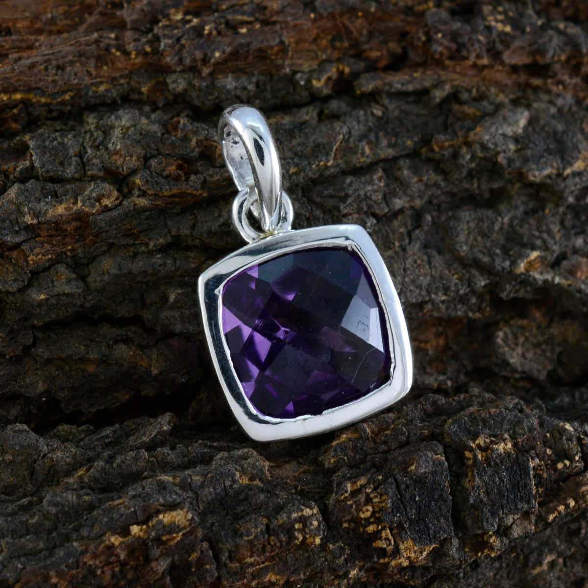 Amethyst Zierlicher Solitär-Anhänger Mathilde aus deutschem Sterlingsilber, abstrakt, lila, Schmuck Zweitbild