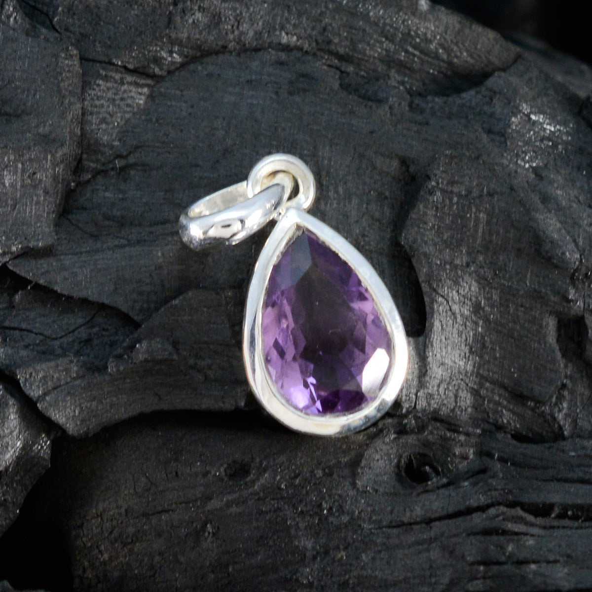 Amethyst Delicate German Sterling Silver Solitaire Clara Feminine Purple Pendant Jewellery