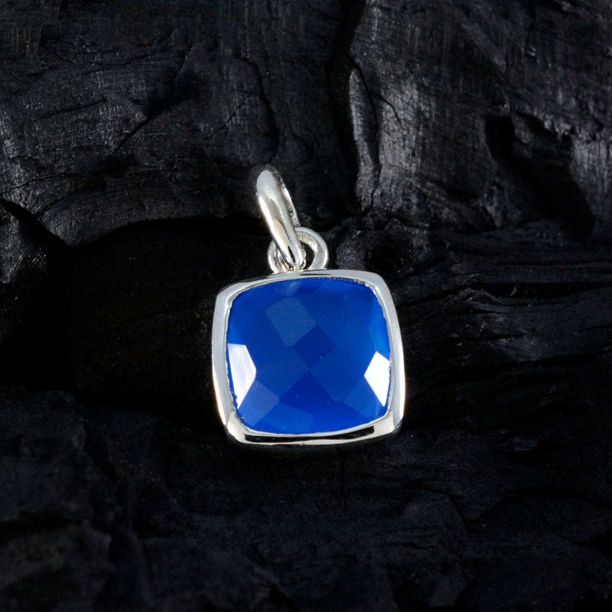Blue Chalcedony Dainty Italian 925 Silver Solitaire Maya Trendy Blue Pendant Jewelry