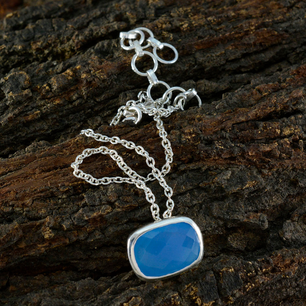 Blue Chalcedony Classic German Silver Solitaire Victoria Feminine Blue Pendant Jewelry